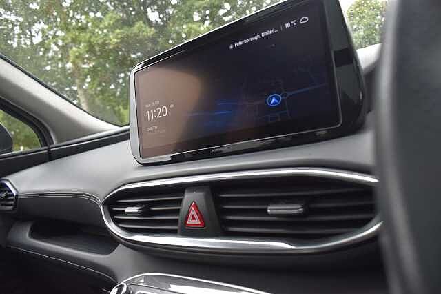 Hyundai SANTA FE 1.6 TGDi Hybrid Ultimate 5dr 4WD Auto