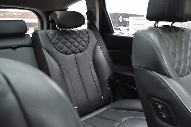 Hyundai SANTA FE 1.6 TGDi Hybrid Ultimate 5dr 4WD Auto