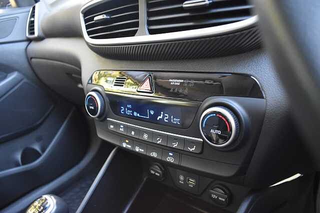 Hyundai TUCSON 1.6 GDi SE Nav 5dr 2WD