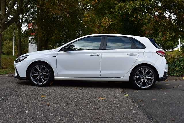 Hyundai i30 1.4T GDI N Line+ [Nav] 5dr
