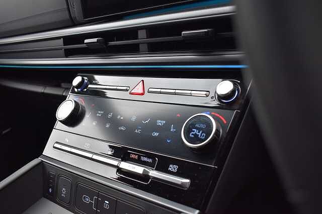 Hyundai SANTA FE 1.6 TGDi Hybrid Calligraphy 5dr 4WD Auto Orange