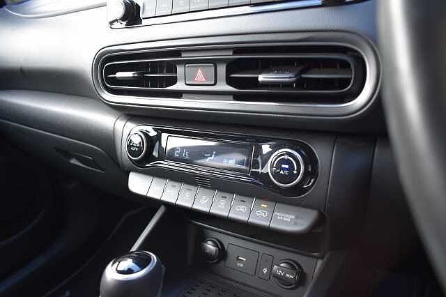 Hyundai KONA 1.6 GDi Hybrid Premium 5dr DCT