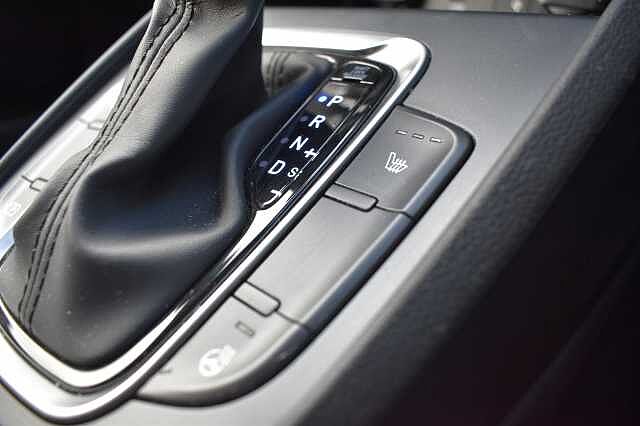 Hyundai KONA 1.6 GDi Hybrid Premium 5dr DCT