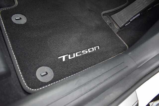 Hyundai TUCSON 1.6T Hybrid Premium 5dr Auto White