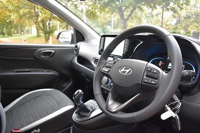 Hyundai i10 1.0 [63] Advance 5dr Auto [Nav]