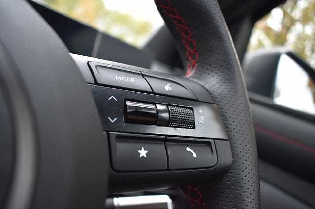 Hyundai TUCSON 1.6T 48V MHD N Line S 5dr DCT Black