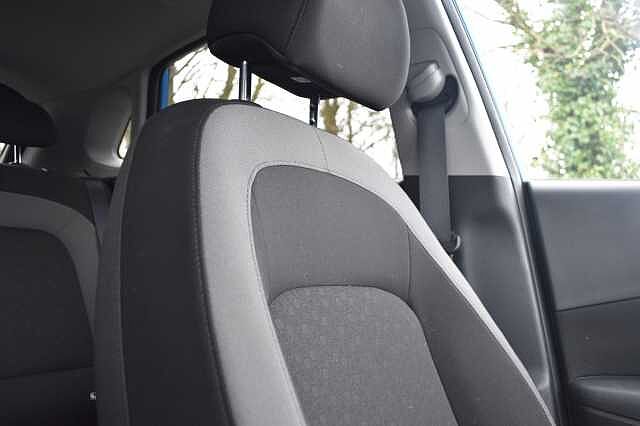 Hyundai KONA 1.0T GDi Play Edition 5dr Blue