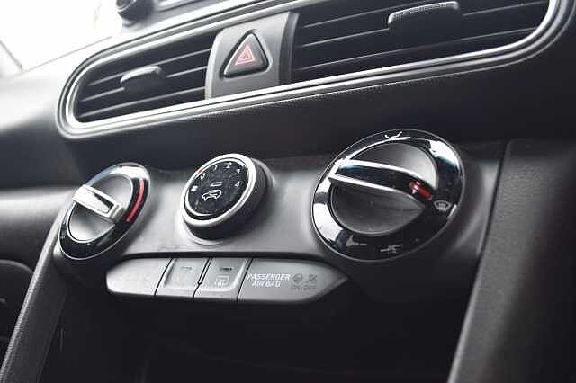 Hyundai KONA 1.0T GDi Play Edition 5dr Blue