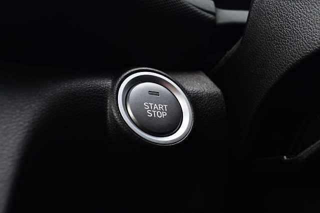 Hyundai KONA 150kW Ultimate 64kWh 5dr Auto Black