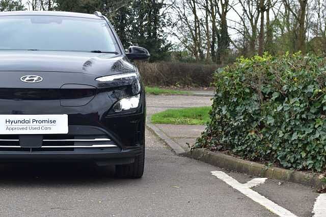 Hyundai KONA 150kW Ultimate 64kWh 5dr Auto Black