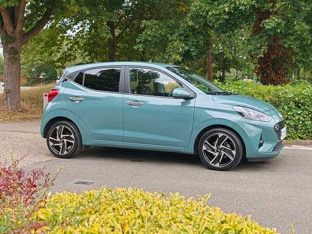Hyundai i10 1.2 [79] Premium 5dr Auto [Nav]