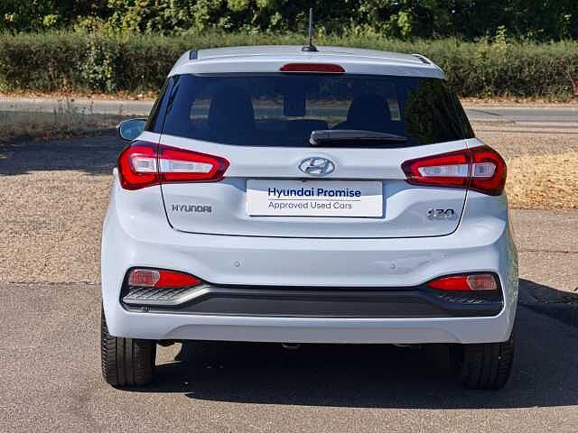 Hyundai i20 1.2 MPi Premium Nav 5dr