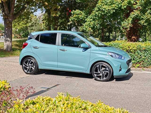 Hyundai i10 1.2 [79] Premium 5dr Auto [Nav]